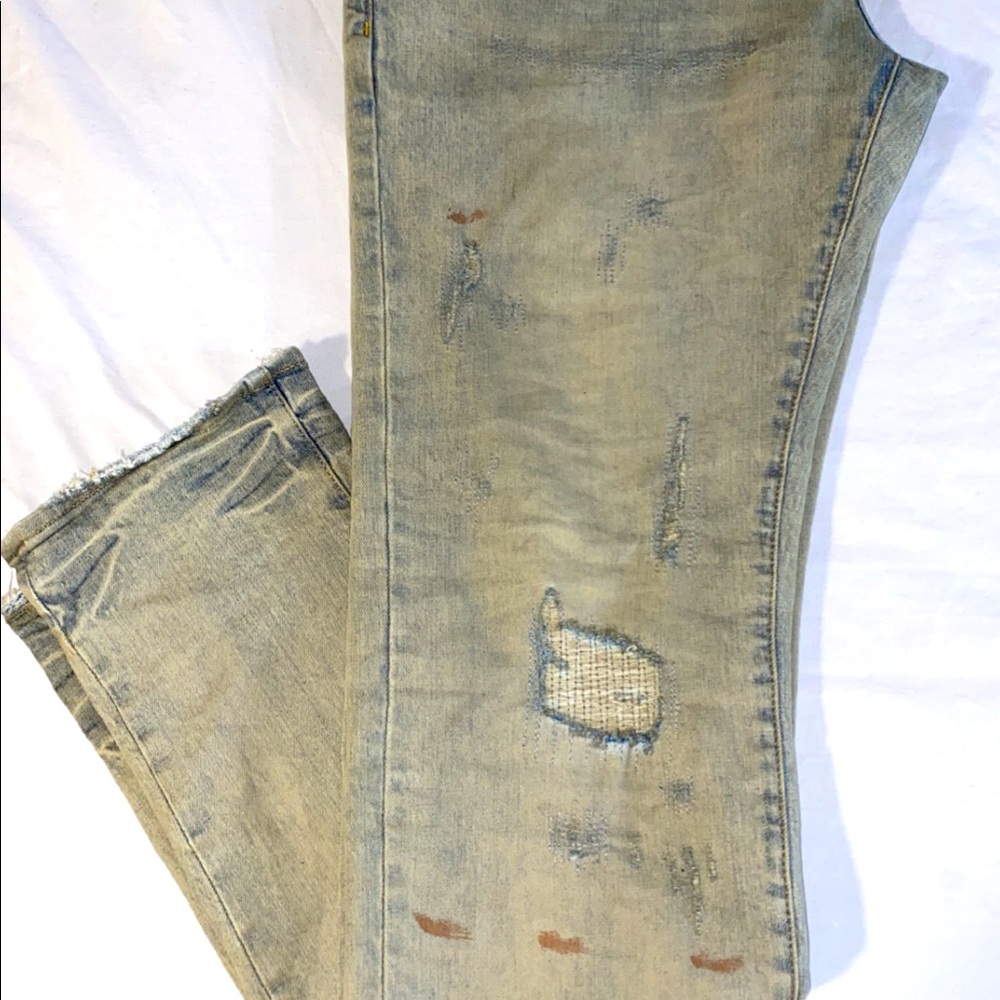 PURPLE BRAND JEANS, Lightwashed, and Size 38!
